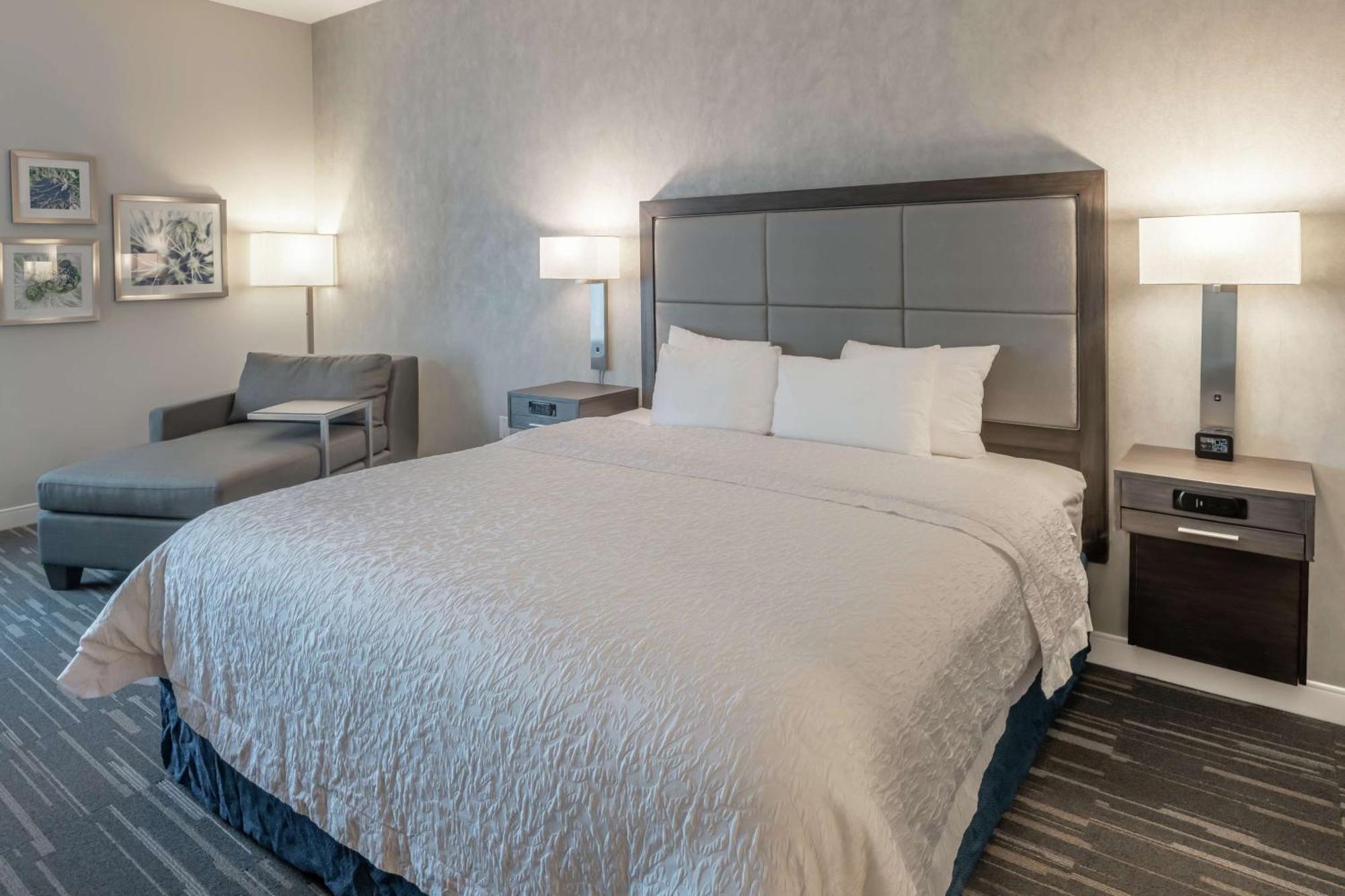 Hampton Inn Waco North Экстерьер фото