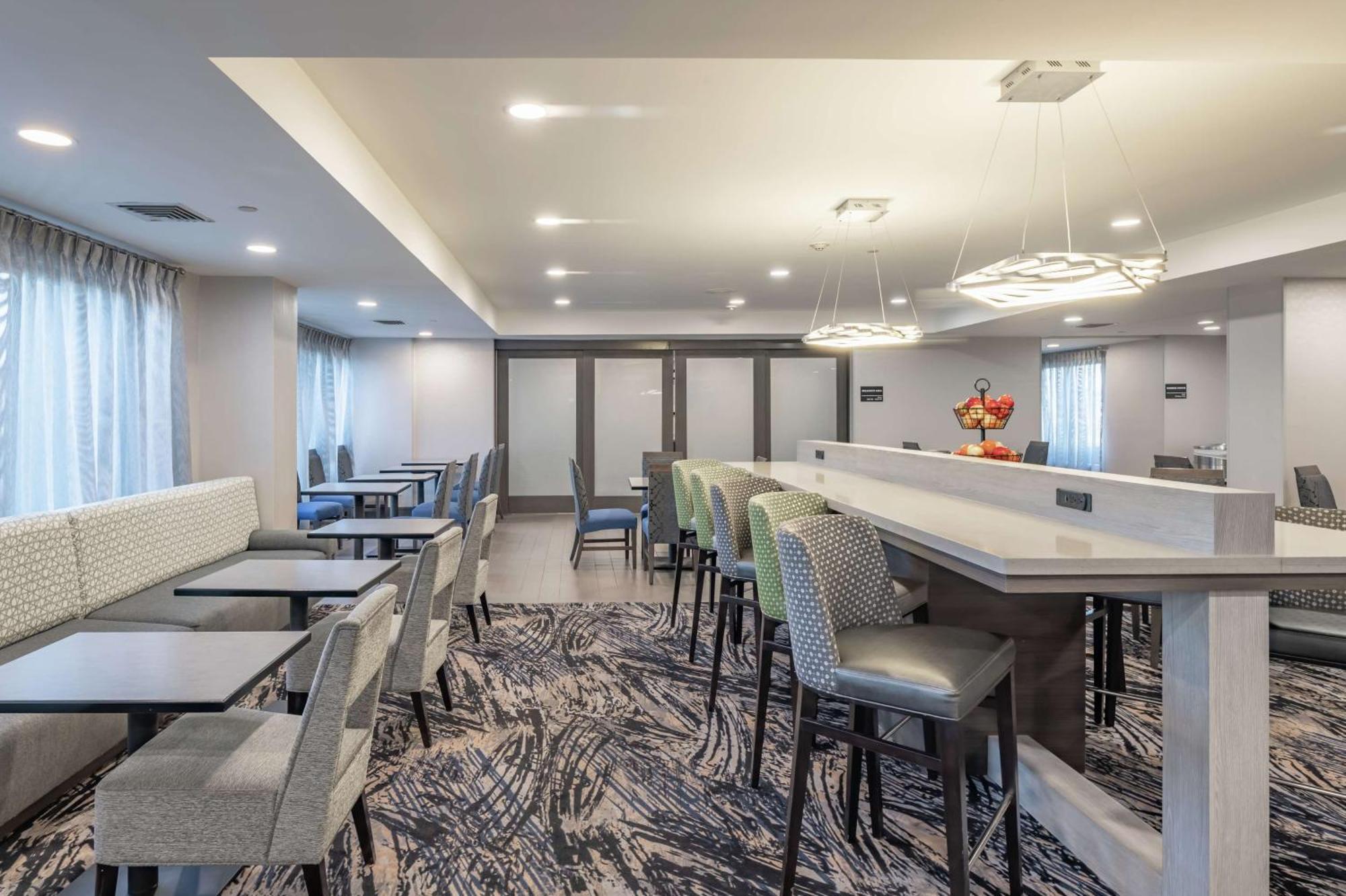 Hampton Inn Waco North Экстерьер фото