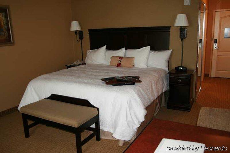Hampton Inn Waco North Экстерьер фото