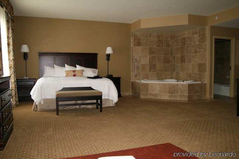 Hampton Inn Waco North Экстерьер фото