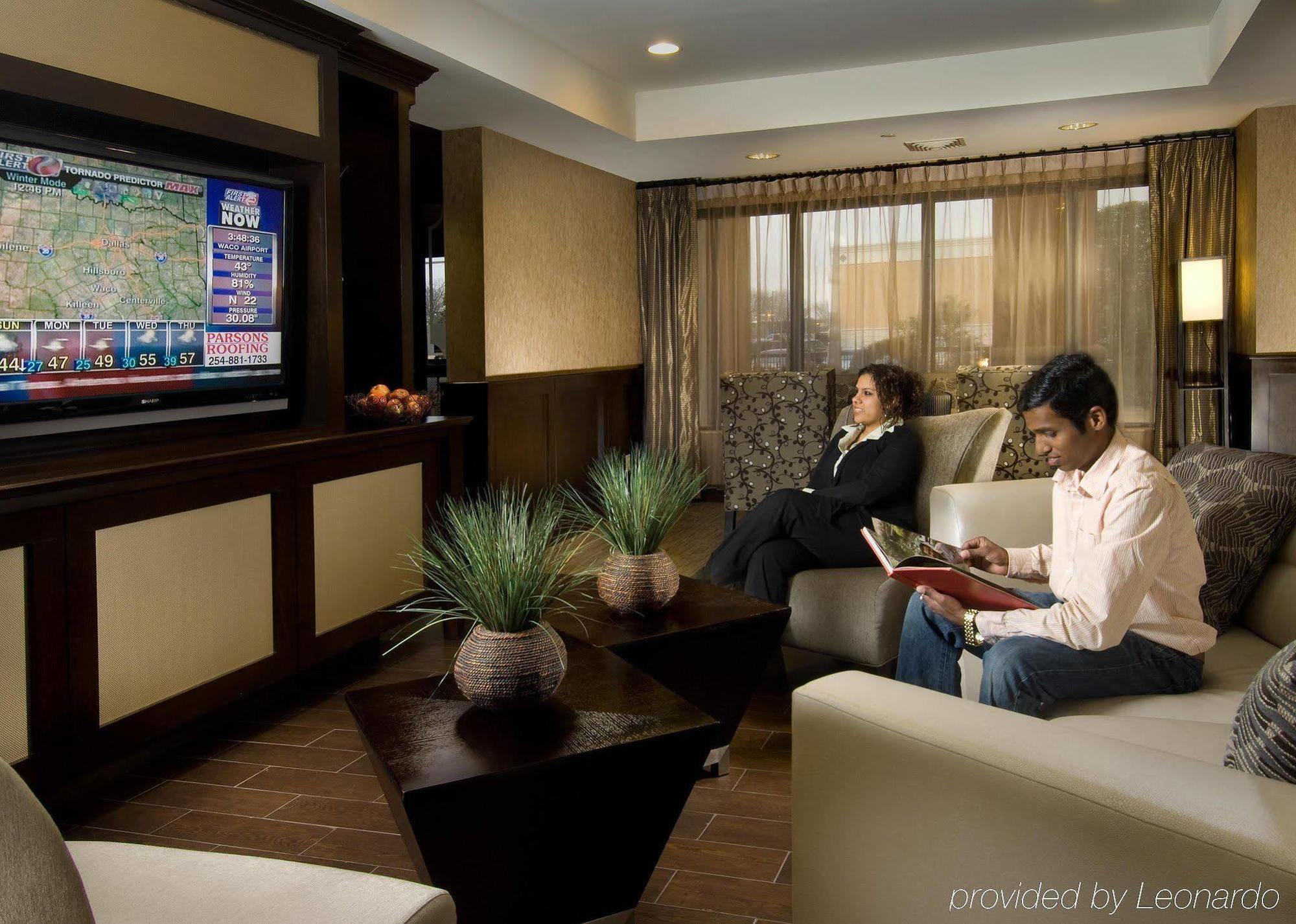 Hampton Inn Waco North Интерьер фото