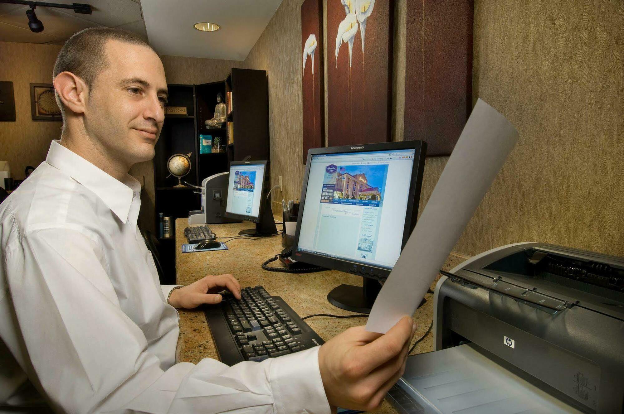 Hampton Inn Waco North Экстерьер фото